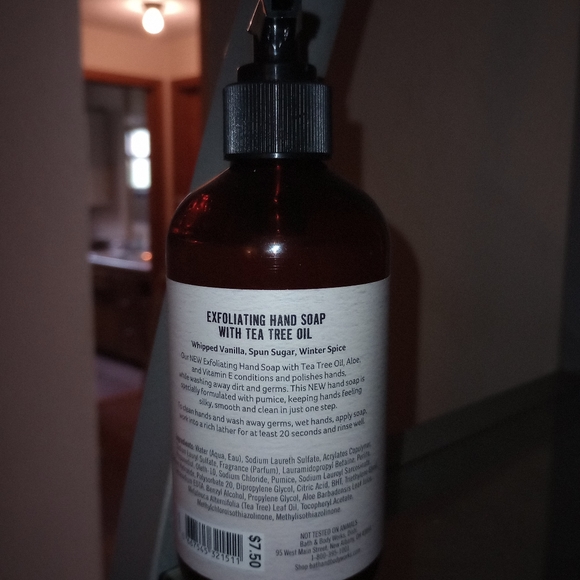 Bath and Body Works Toasted Vanilla Chai Exfoliating Hand Soap - Picture 2 of 2